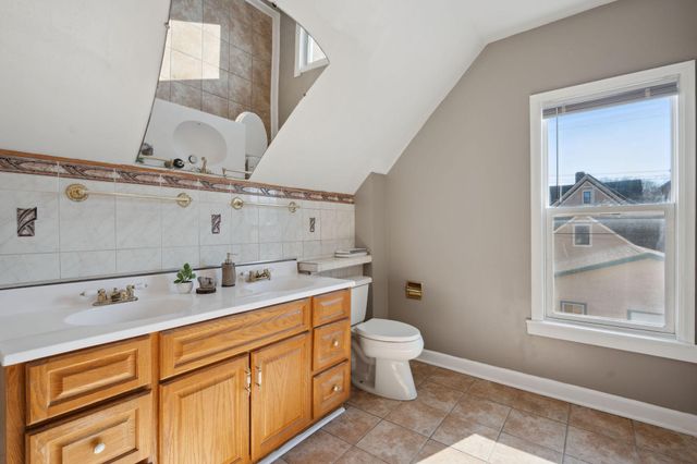 650 Holly Avenue, Saint Paul, MN 55104