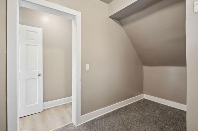 650 Holly Avenue, Saint Paul, MN 55104