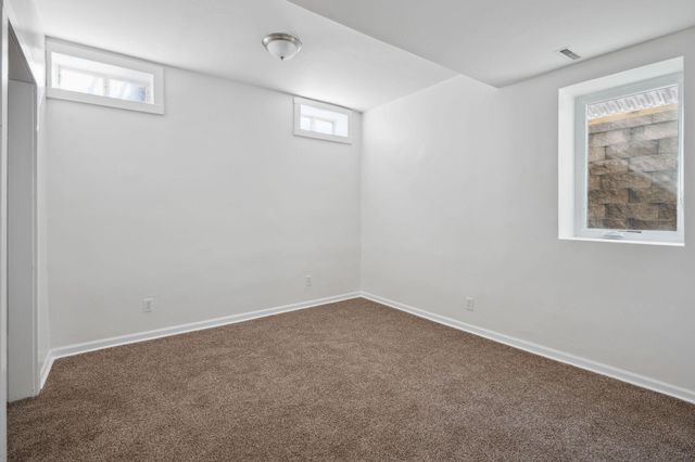 650 Holly Avenue, Saint Paul, MN 55104