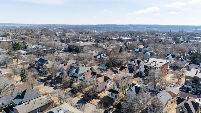 650 Holly Avenue, Saint Paul, MN 55104