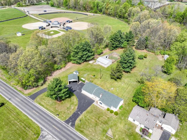7446 Cement City Road, Brooklyn, MI 49230