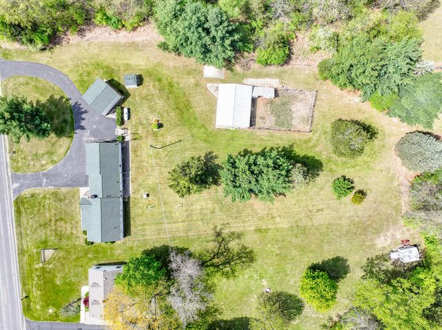 7446 Cement City Road, Brooklyn, MI 49230