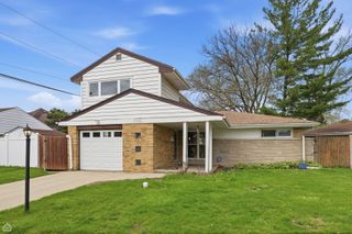 7301 Davis Street, Morton Grove, IL 60053