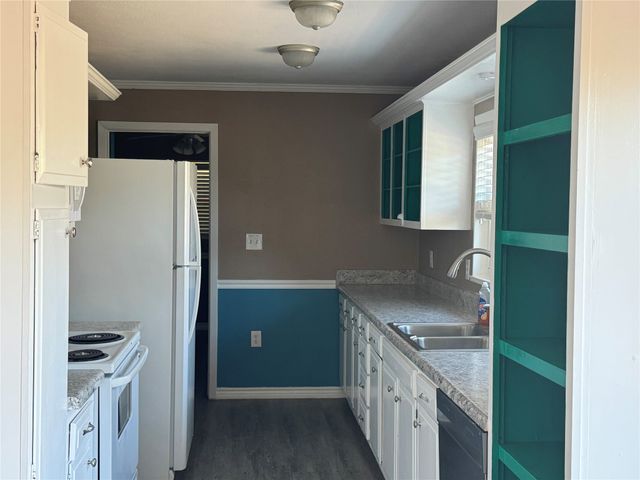 418 County Road 1627, Clifton, TX 76634