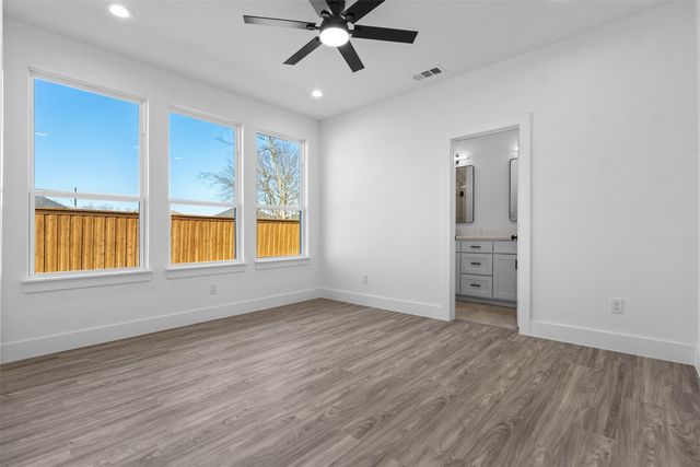 2621 College Street, Greenville, TX 75401