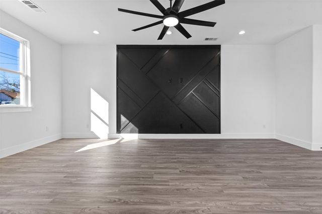 2621 College Street, Greenville, TX 75401