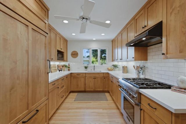 20580 Canyon View Drive, Saratoga, CA 95070