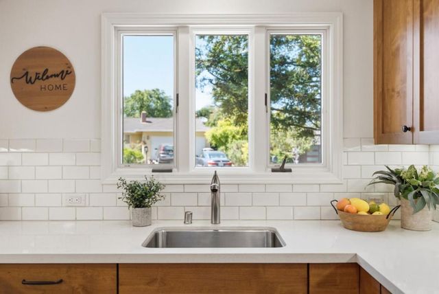 20580 Canyon View Drive, Saratoga, CA 95070
