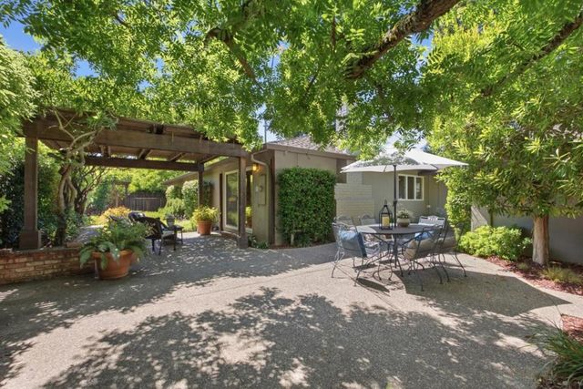20580 Canyon View Drive, Saratoga, CA 95070