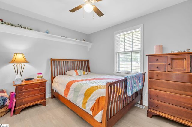 101 Colonial Lane, Simpsonville, SC 29681