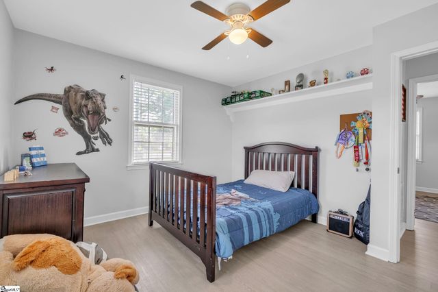 101 Colonial Lane, Simpsonville, SC 29681