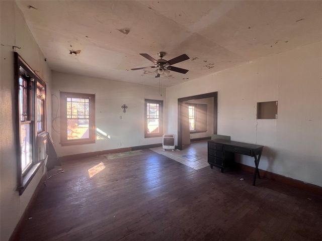 407 Commercial Avenue, Anson, TX 79501