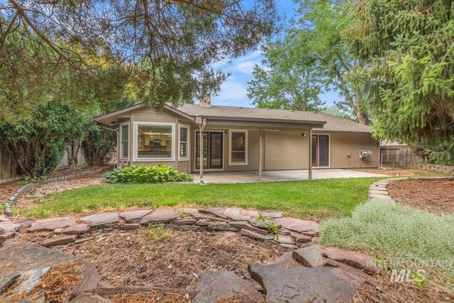9922 W Aladar Ct, Boise, ID 83704