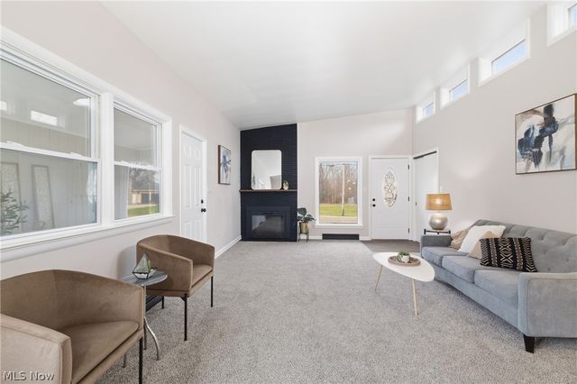 266 Barnes Drive, Tallmadge, OH 44278