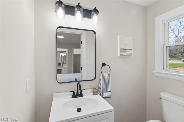 266 Barnes Drive, Tallmadge, OH 44278