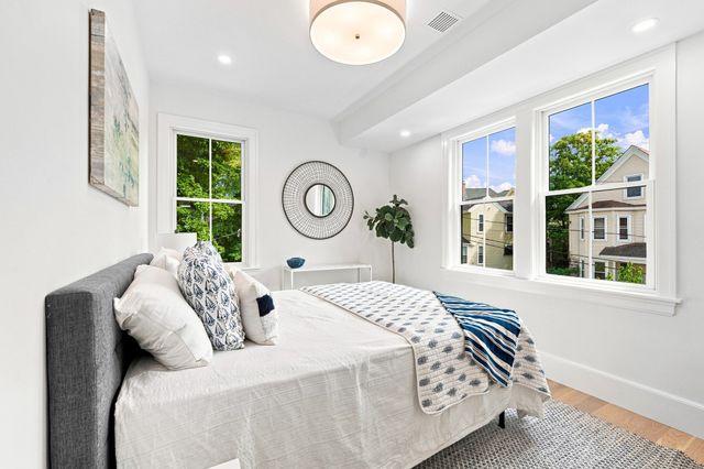 13 Hubbard Avenue 13, Cambridge, MA 02140