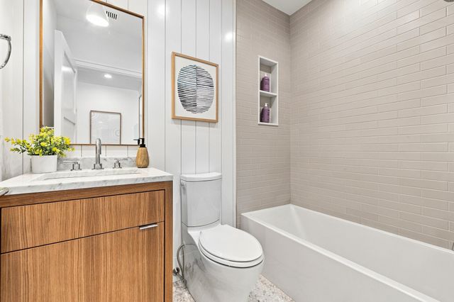 13 Hubbard Avenue 13, Cambridge, MA 02140