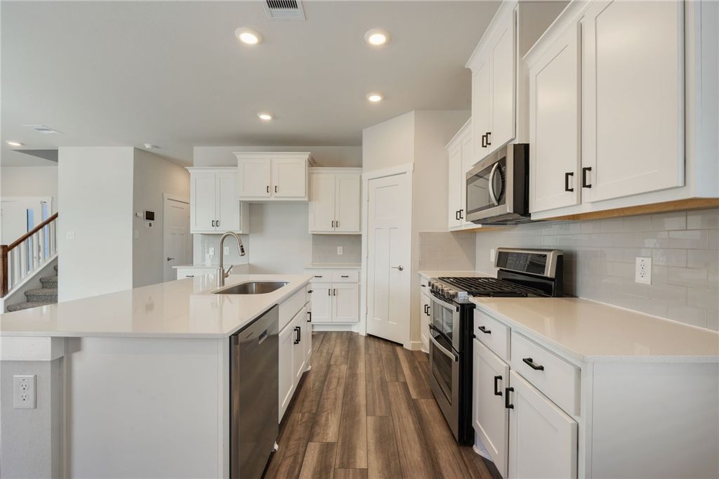 768 Double Mountain Road, College Station, TX 77845 — photo 5