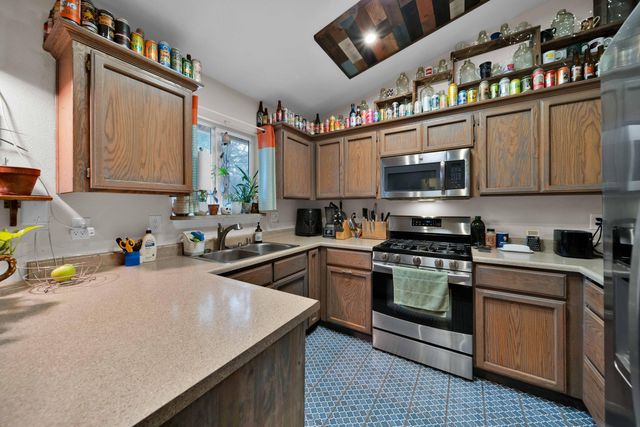 1020 Gray Pine Way, Shasta Lake, CA 96019