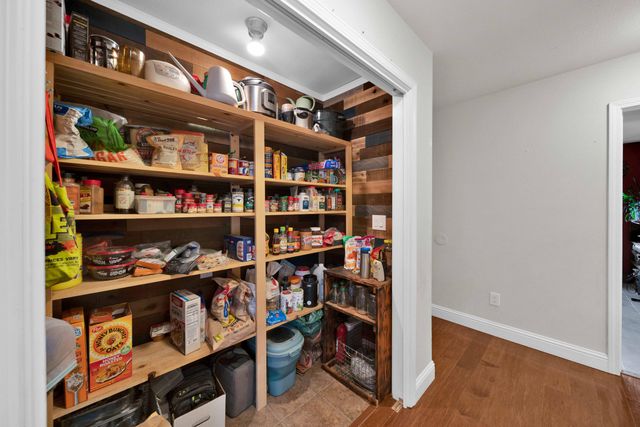 1020 Gray Pine Way, Shasta Lake, CA 96019