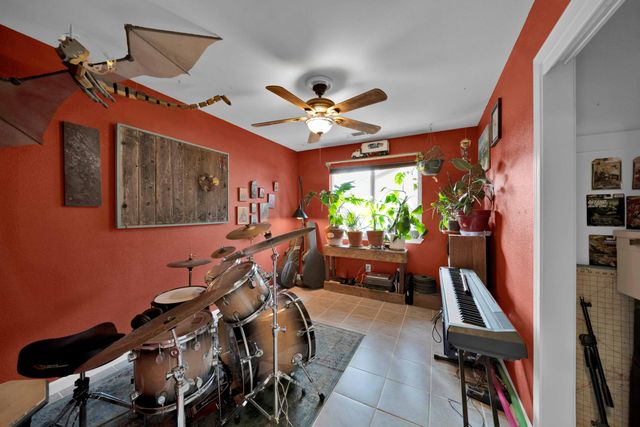 1020 Gray Pine Way, Shasta Lake, CA 96019