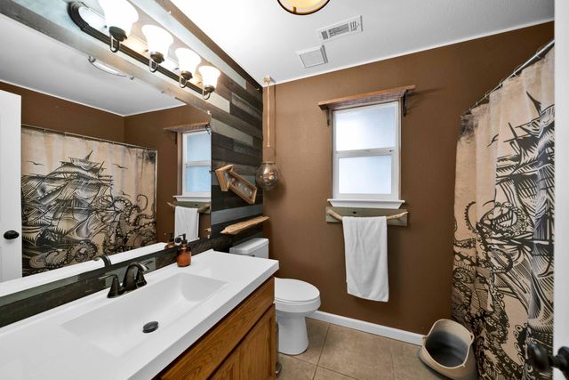 1020 Gray Pine Way, Shasta Lake, CA 96019