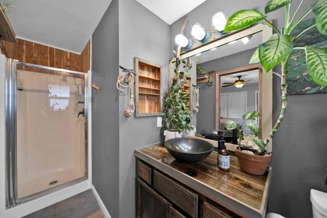 1020 Gray Pine Way, Shasta Lake, CA 96019