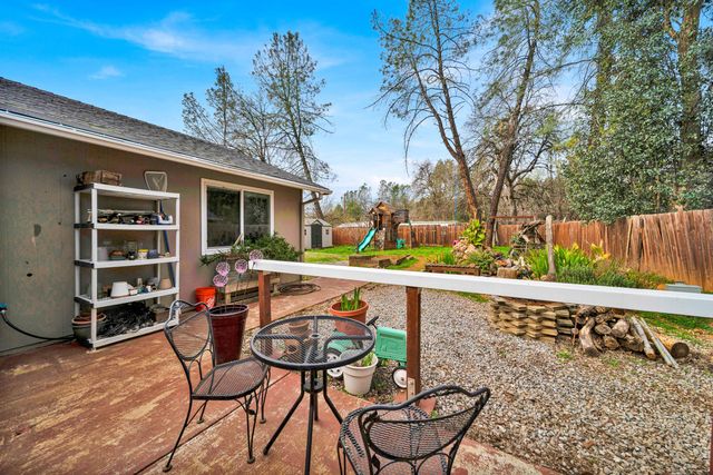 1020 Gray Pine Way, Shasta Lake, CA 96019