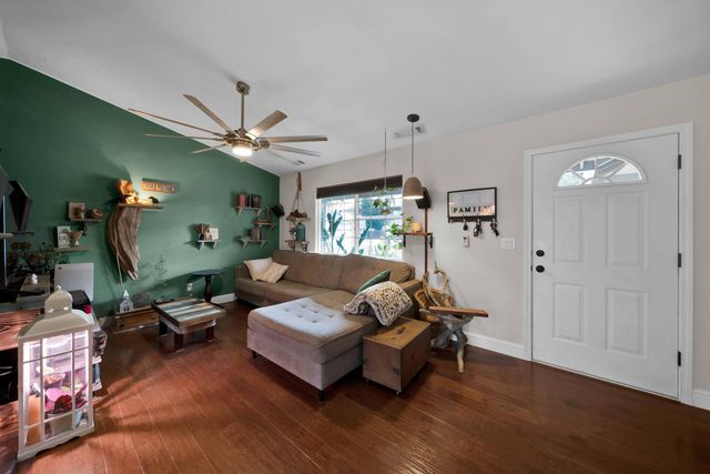 1020 Gray Pine Way, Shasta Lake, CA 96019