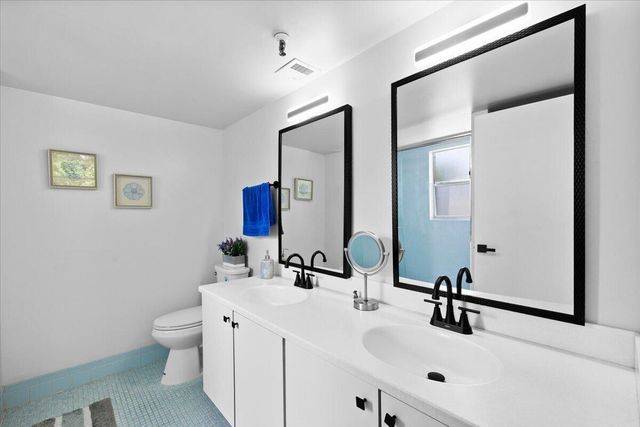 4570 NW 18TH Avenue 310, Deerfield Beach, FL 33064