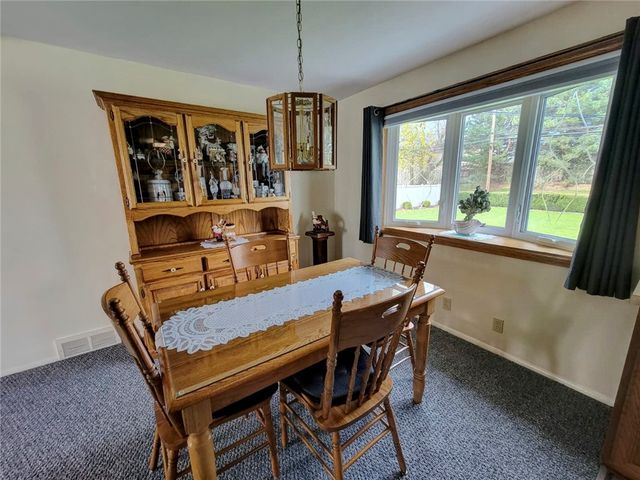 71 Fox Meadow Road, Greece, NY 14626
