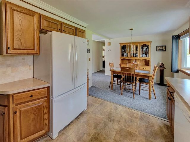 71 Fox Meadow Road, Greece, NY 14626