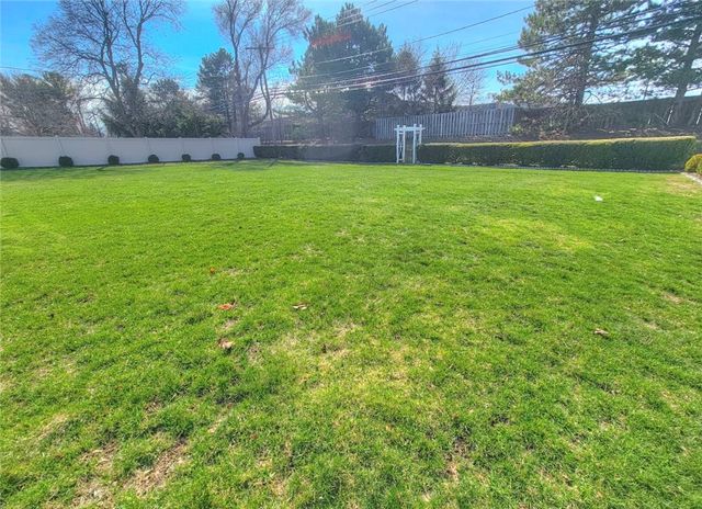 71 Fox Meadow Road, Greece, NY 14626