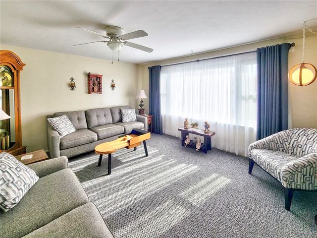 71 Fox Meadow Road, Greece, NY 14626