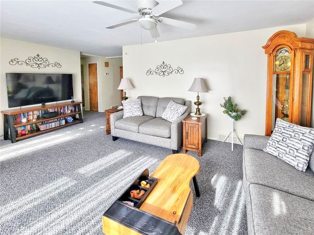 71 Fox Meadow Road, Greece, NY 14626