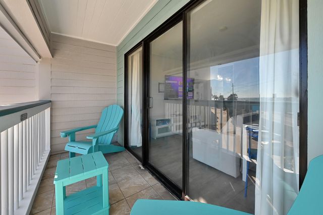 6102 Seawall Boulevard 233B, Galveston, TX 77551