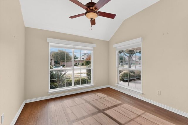 9516 Grandview Drive, Denton, TX 76207