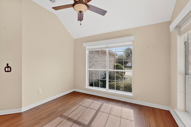 9516 Grandview Drive, Denton, TX 76207