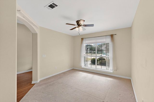 9516 Grandview Drive, Denton, TX 76207