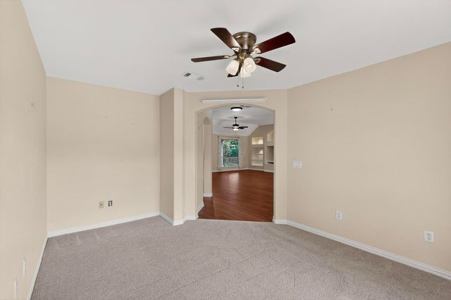 9516 Grandview Drive, Denton, TX 76207