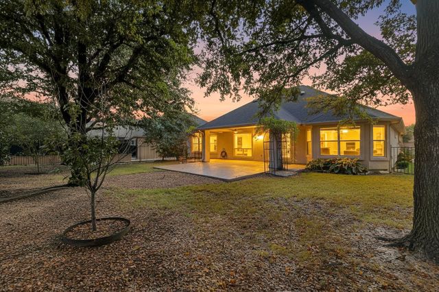 9516 Grandview Drive, Denton, TX 76207