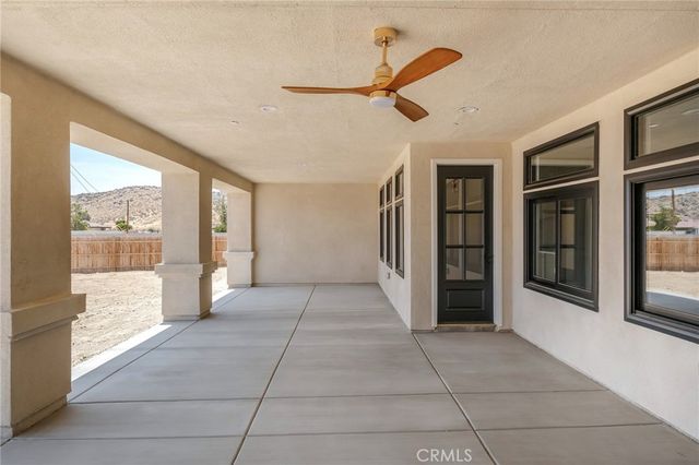 20721 Standing Rock, Apple Valley, CA 92307