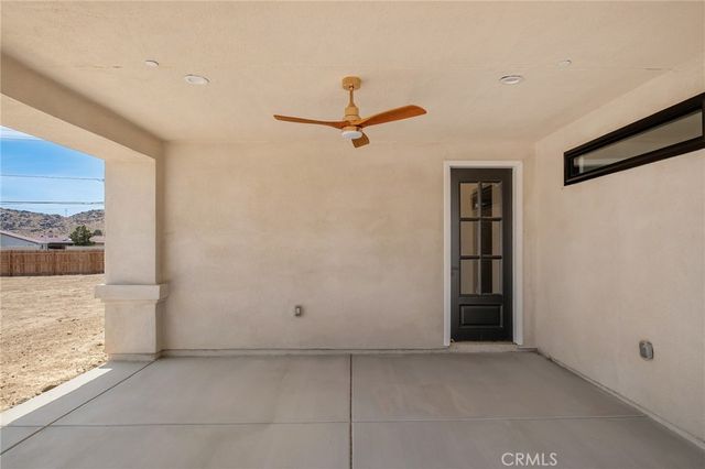 20721 Standing Rock, Apple Valley, CA 92307