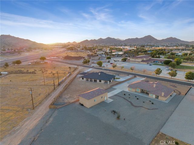 20721 Standing Rock, Apple Valley, CA 92307