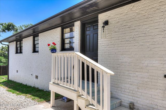 1121 Ridgecrest Avenue, North Augusta, SC 29841