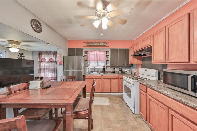 2121 Hanover Avenue, Allentown City, PA 18109
