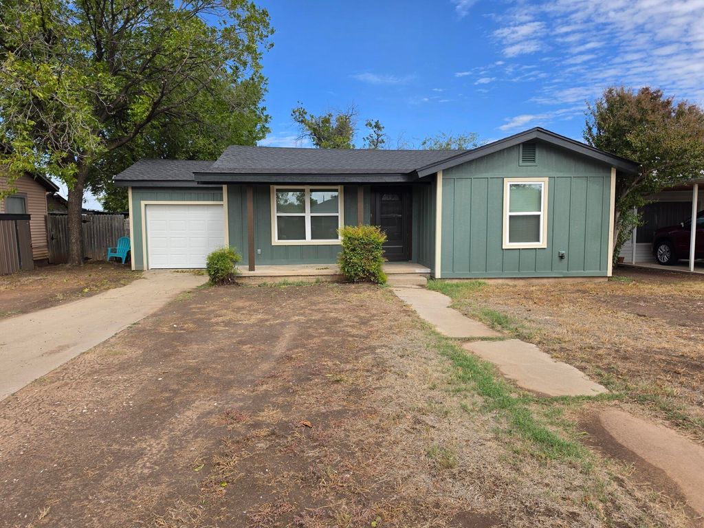 Image 1 of property listing at 102 E Riverside Avenue, San Angelo, TX 76905