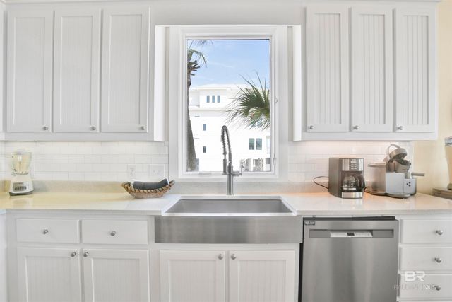 1535 W Beach Boulevard, Gulf Shores, AL 36542