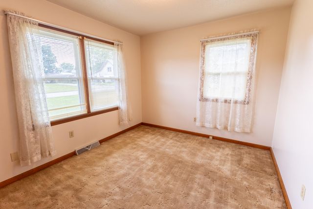 52 Curd Avenue, Williamsburg, KY 40769