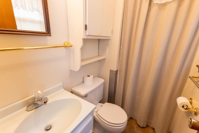 52 Curd Avenue, Williamsburg, KY 40769